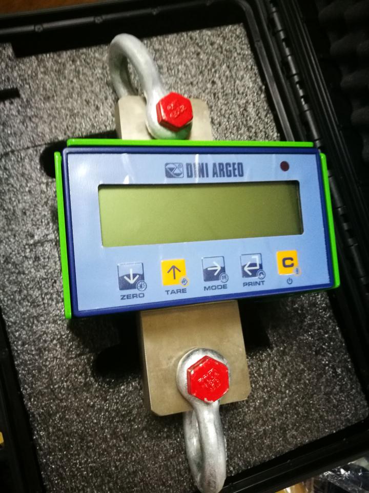 意大利狄納喬進(jìn)口10噸電子吊鉤秤實拍